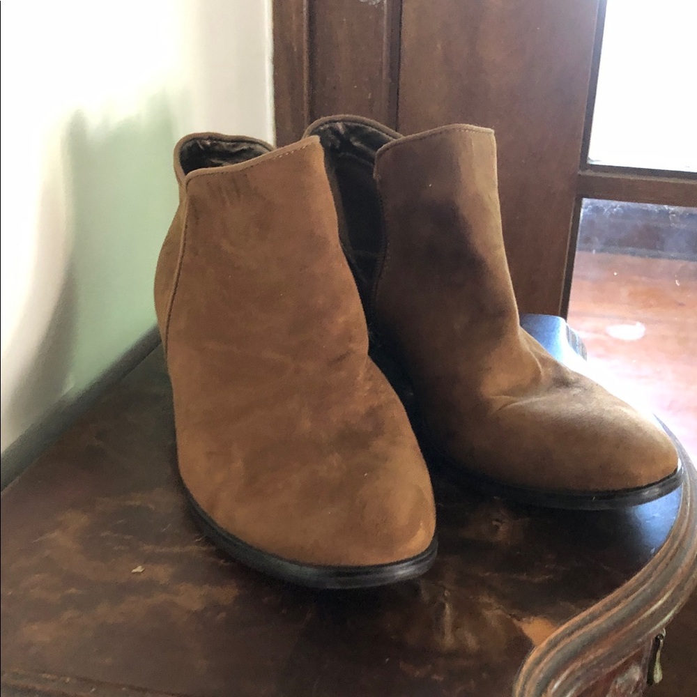 🌺Xappeal Women's Tan Ankle Booties 👢